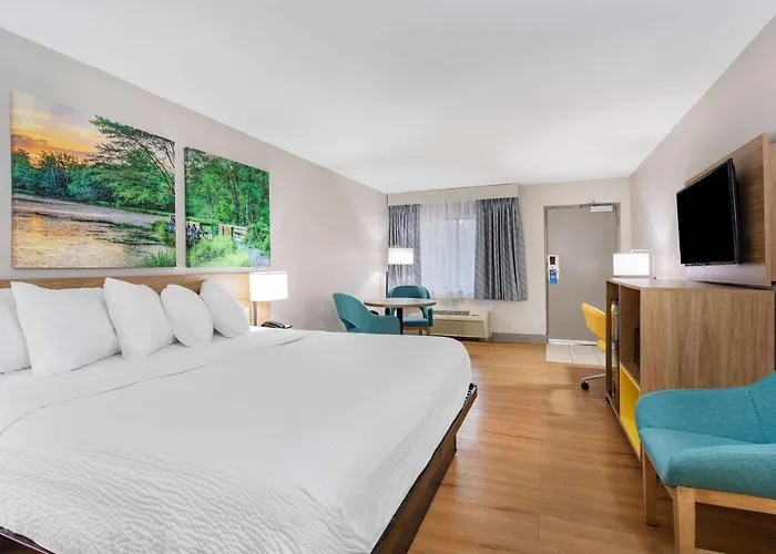 Days Inn By Wyndham N Orlando/Casselberry